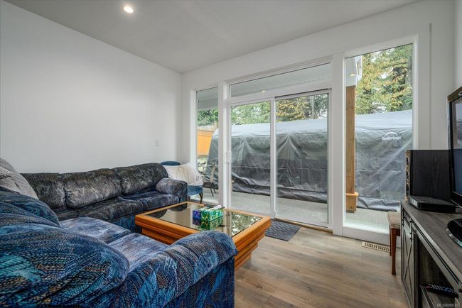 2339 York Cres, House other with 4 bedrooms, 3 bathrooms and 4 parking in Nanaimo BC | Image 18