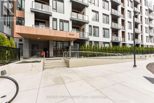 404-1440 Clarriage Court, Milton (FO Ford), ON, L9E1B3 | Card Image