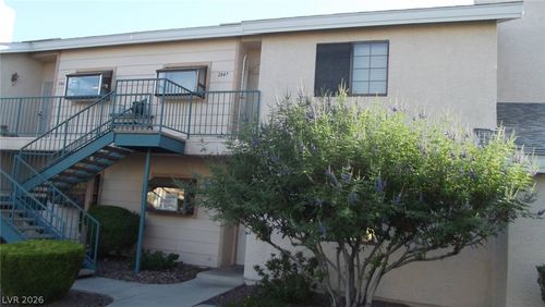 3-2841 Bluebonnet Dr, Henderson, NV, 89074-2400 | Card Image