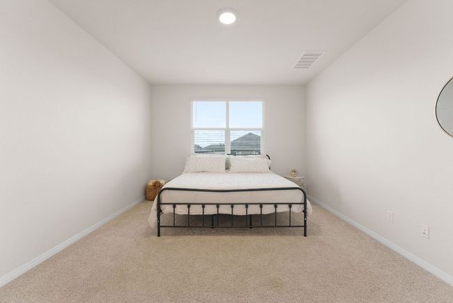 305 Evergreen Sumac Loop, House other with 4 bedrooms, 2 bathrooms and 2 parking in Kyle TX | Image 9