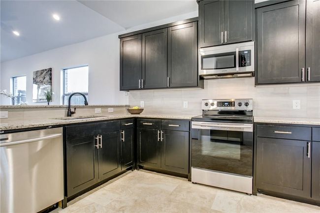 Kitchen Sample | Image 11