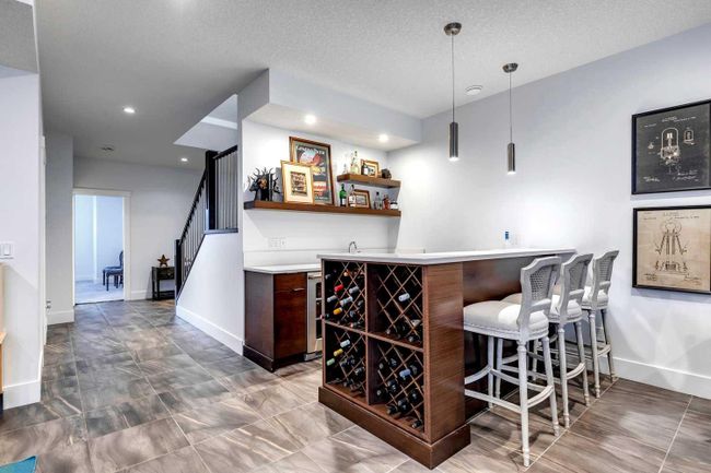 2427 3 Avenue Nw, Home with 4 bedrooms, 4 bathrooms and 2 parking in Calgary AB | Image 39