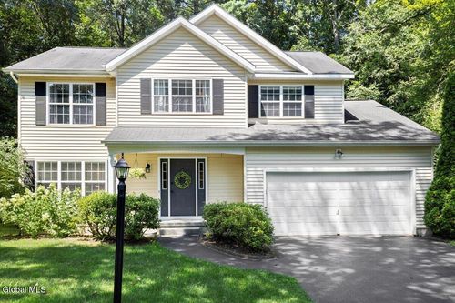 93 Damascus Dr, Wilton, NY, 12831-1454 | Card Image