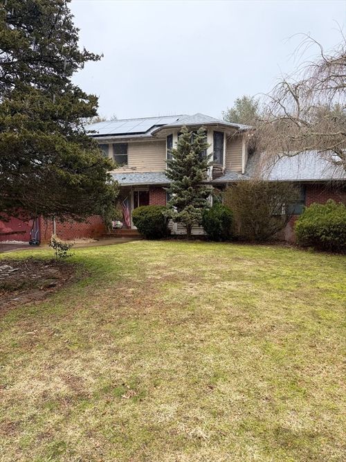 316 Walnut Plain Rd, Rochester, MA, 02770-4001 | Card Image