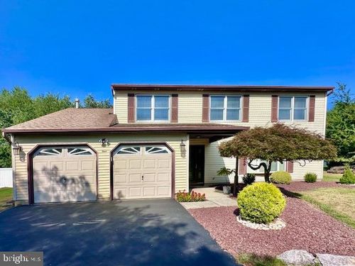 4 Monterey Ln, Manalapan, NJ, 07726-4518 | Card Image