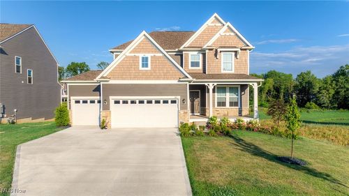 3815 Jacobs Ln, Uniontown, OH, 44685-7732 | Card Image