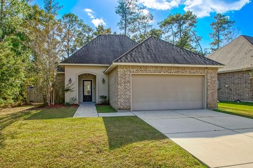 1144 Berkshire Dr, Pearl River, LA, 70452-6313 | Card Image