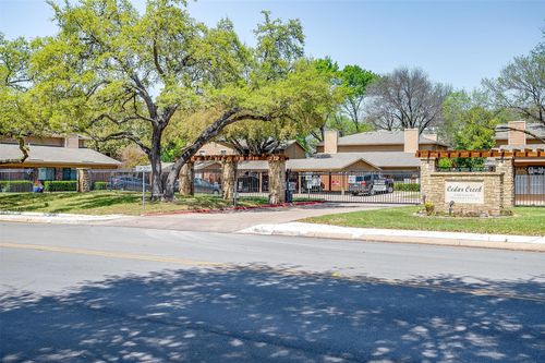 5716-5716 Cedar Creek Dr, Benbrook, TX, 76109-5758 | Card Image