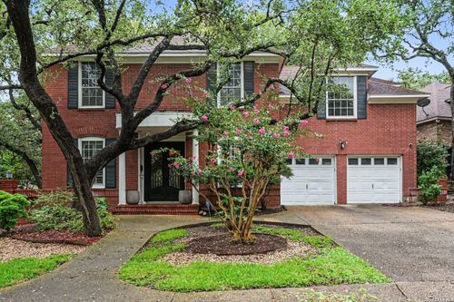 8610 London Hts, San Antonio, TX, 78254-2304 | Card Image