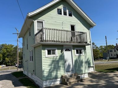 433 E Main St, House other with 3 bedrooms, 1 bathrooms and 1 parking in Ashland OH | Image 2