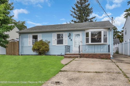 848 Malden Drive, Cliffwood Beach, NJ, 07735 | Card Image