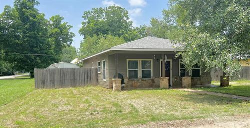 406 San Jacinto St, Smithville, TX, 78957-2423 | Card Image