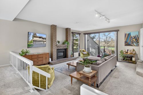 unit-a-1729 Edgebrook Dr, Modesto, CA, 95354-1662 | Card Image