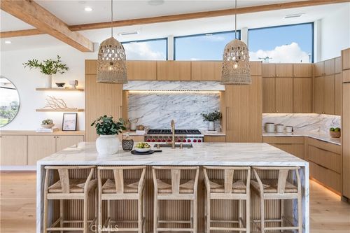 2007 Ava Ave, Hermosa Beach, CA, 90254-3050 | Card Image