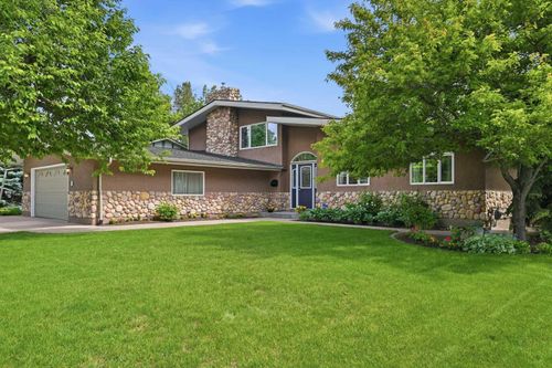 355 Willow Ridge Pl Se, Calgary, AB, T2J1N2 | Card Image