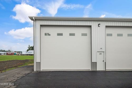 27-3720 Clean St, Port Clinton, OH, 43452 | Card Image