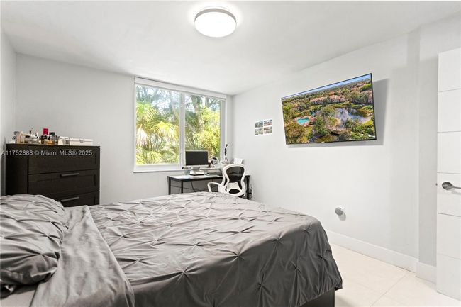 APT-204 - 12106 Saint Andrews Pl, Condo with 2 bedrooms, 1 bathrooms and null parking in Miramar FL | Image 17