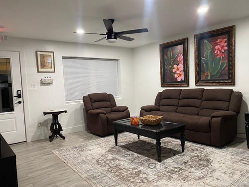 3-bd-9921 Vaughn Street, Gibsonton, FL, 33534 | Card Image