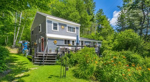 765 Thompsonburg Rd, South Londonderry, VT, 05155-9134 | Card Image