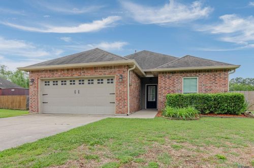 21198 Beau Chateau Blvd, Ponchatoula, LA, 70454-5609 | Card Image