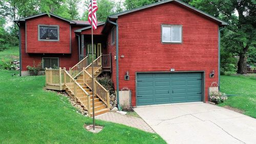 338 South St, DeForest, WI, 53532-1435 | Card Image