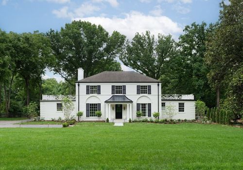 2413 Valley Brook Rd, Nashville, TN, 37215-2018 | Card Image