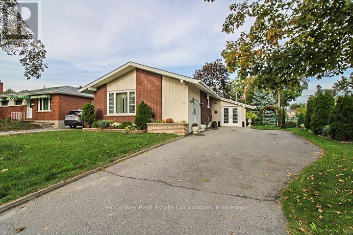 492 Robert Rd, For Sale in Peterborough - eXp Realty