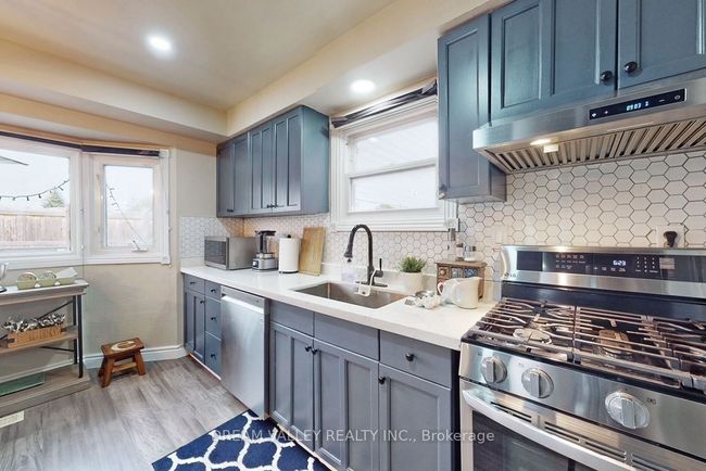 MAIN - 15 Tresher Crt, House other with 3 bedrooms, 3 bathrooms and 2 parking in Ajax ON | Image 14