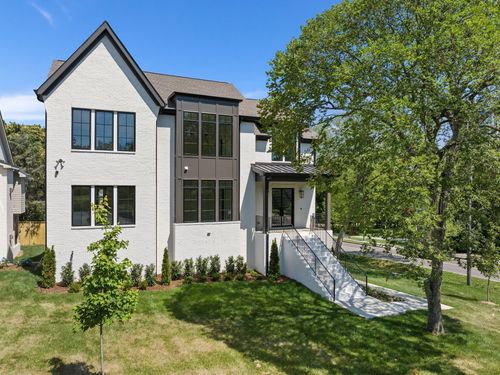 2031 Overhill Dr, Nashville, TN, 37215-3414 | Card Image