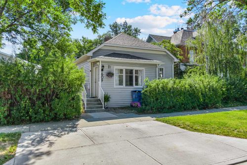 609 10 Street S, Lethbridge, AB, T1J2M9 | Card Image