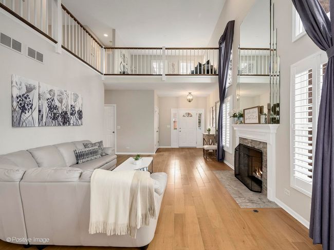 308 Roscommon Ct, Townhouse with 2 bedrooms, 3 bathrooms and 2 parking in Glen Ellyn IL | Image 4