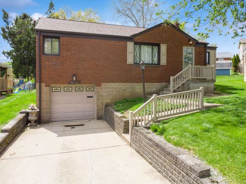 1034 Francis Rd, Castle Shannon, PA, 15234-1108 | Card Image