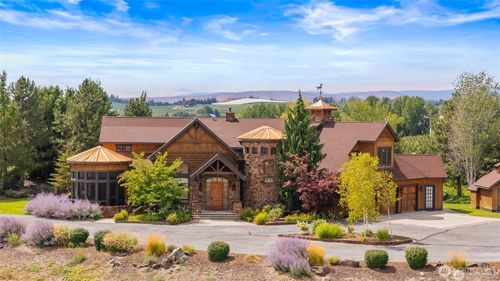 721 Selah Ridge Dr, Selah, WA, 98942-8943 | Card Image