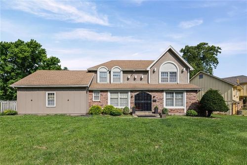 12420 Cambridge Ave, Grandview, MO, 64030-1832 | Card Image