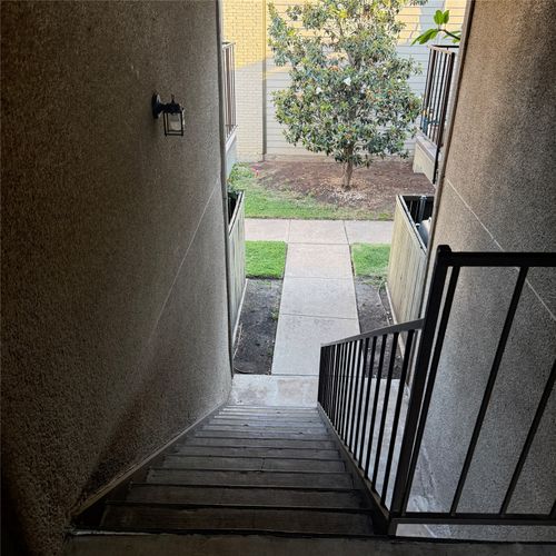 219-10650 Steppington Dr, Dallas, TX, 75230-4648 | Card Image