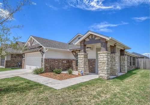 11201 Nw 135th St, Yukon, OK, 73099-9475 | Card Image