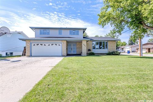 302 4th Ave, Langham, SK, S0K0H8 | Card Image