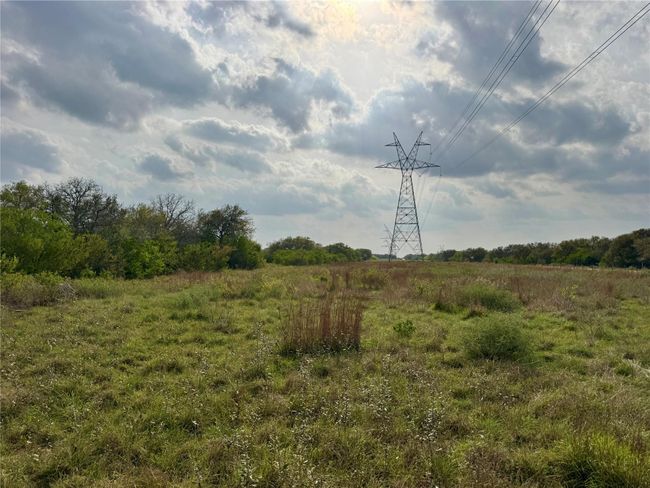 4025 Oil Field Rd, Home with 1 bedrooms, 1 bathrooms and null parking in Goliad TX | Image 12