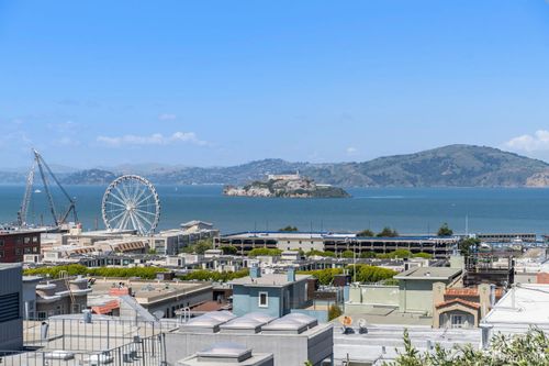 476 Lombard St, San Francisco, CA, 94133-2417 | Card Image