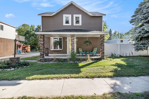 259 5th Ave, Manistee, MI, 49660-1353 | Card Image
