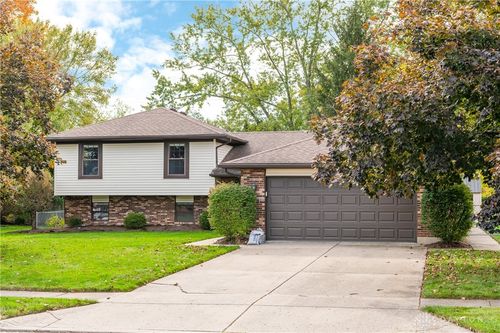 414 Rankin Dr, Englewood, OH, 45322-1140 | Card Image