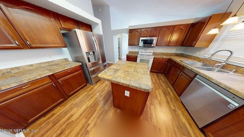 12107 Livery Dr, JACKSONVILLE, FL, 32246-0560 | Card Image