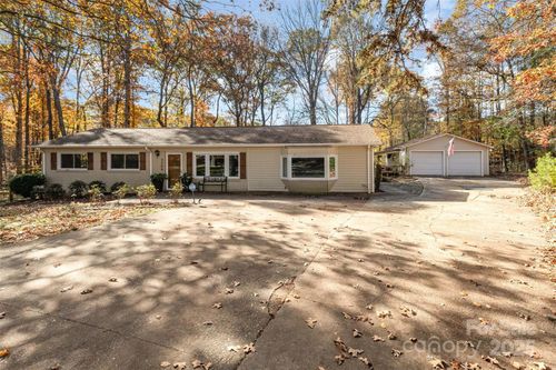 3209 Fincher Rd, Matthews, NC, 28104-0581 | Card Image