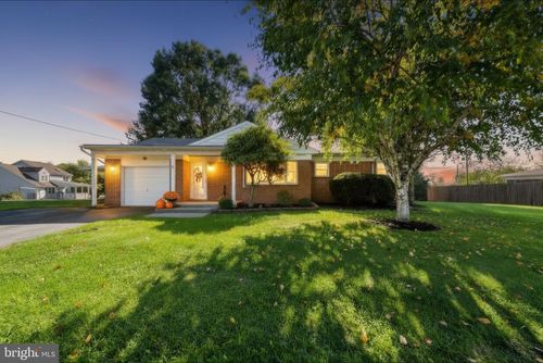 28 Longview Rd, Seven Valleys, PA, 17360-9603 | Card Image