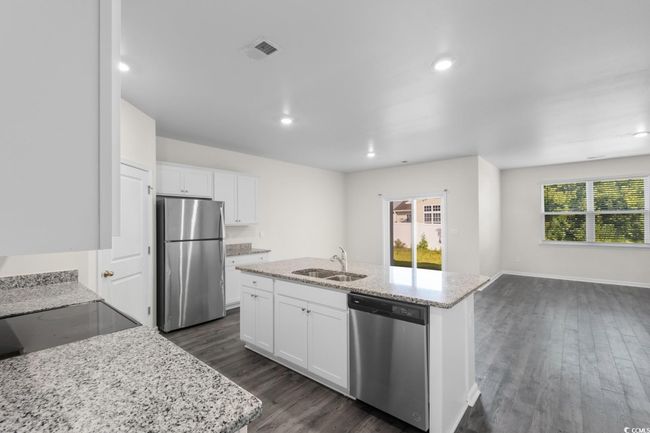 1128 Sennema Cir, House other with 4 bedrooms, 2 bathrooms and 4 parking in Myrtle Beach SC | Image 5
