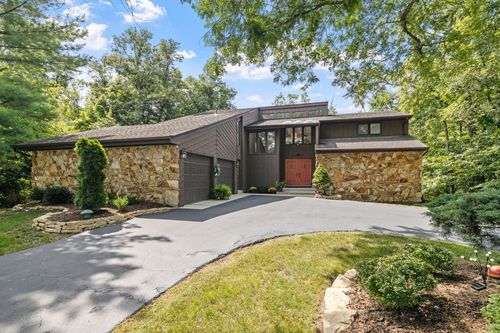 1420 Pine Grove Ln, New Lenox, IL, 60451-9646 | Card Image