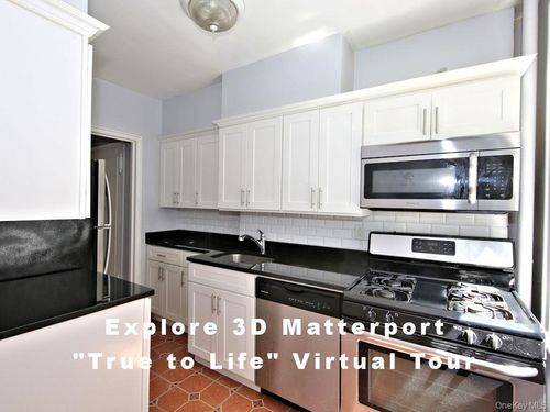 2d-122D Larchmont Acrest West, Mamaroneck, NY, 10538 | Card Image