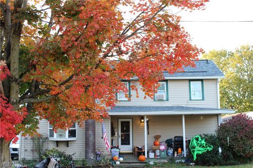 124 S Market St, Lodi, OH, 44254-1311 | Card Image