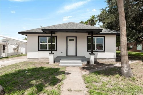 130 W Magnolia Ave, La Feria, TX, 78559-5034 | Card Image
