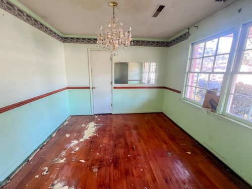 2156 Wood Ave, Charleston, SC, 29414-6446 | Card Image